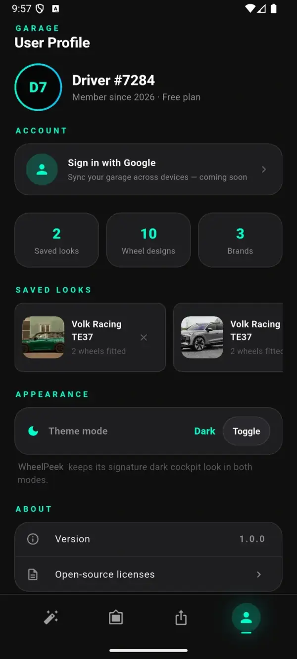 Pantalla de garaje de WheelPeek mostrando un look guardado en un MINI Cooper S verde, estadísticas de looks guardados y marca favorita, y una fila de temas, sin necesidad de iniciar sesión
